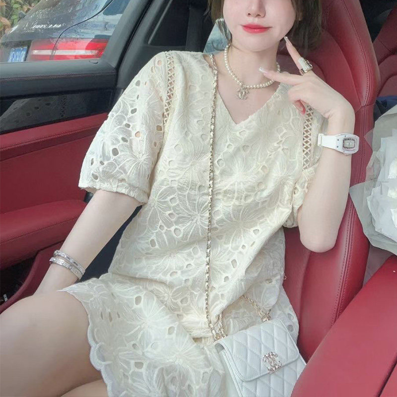 欧货气质轻奢镂空蕾丝刺绣白色天丝连衣裙夏季法式裙子小个子短裙