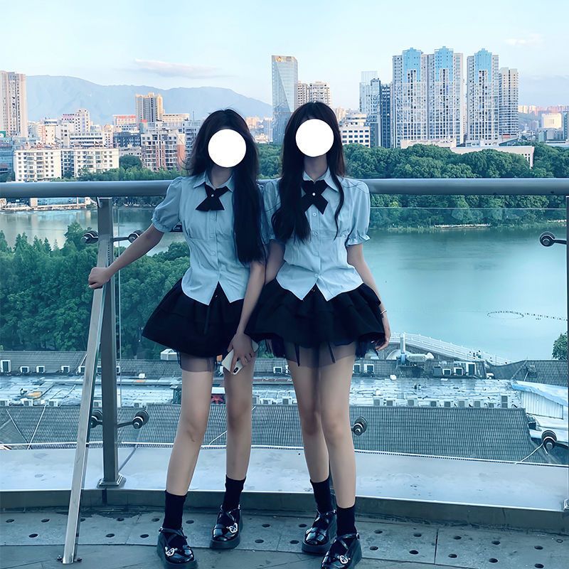 二次元拼接蕾丝边高腰黑色蓬蓬短裙子女春夏半身裙韩版泡泡袖衬衫