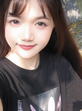 开朗兔005黑色纯棉T恤