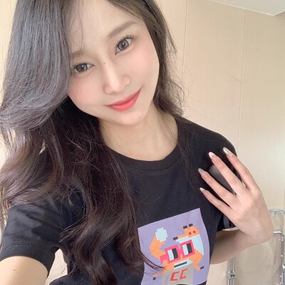 NOUNS#0027黑色纯棉T恤