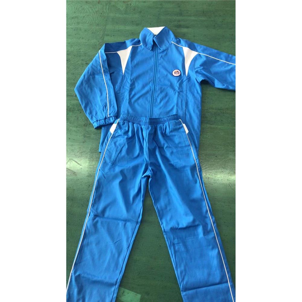 白鹤中学秋装校服