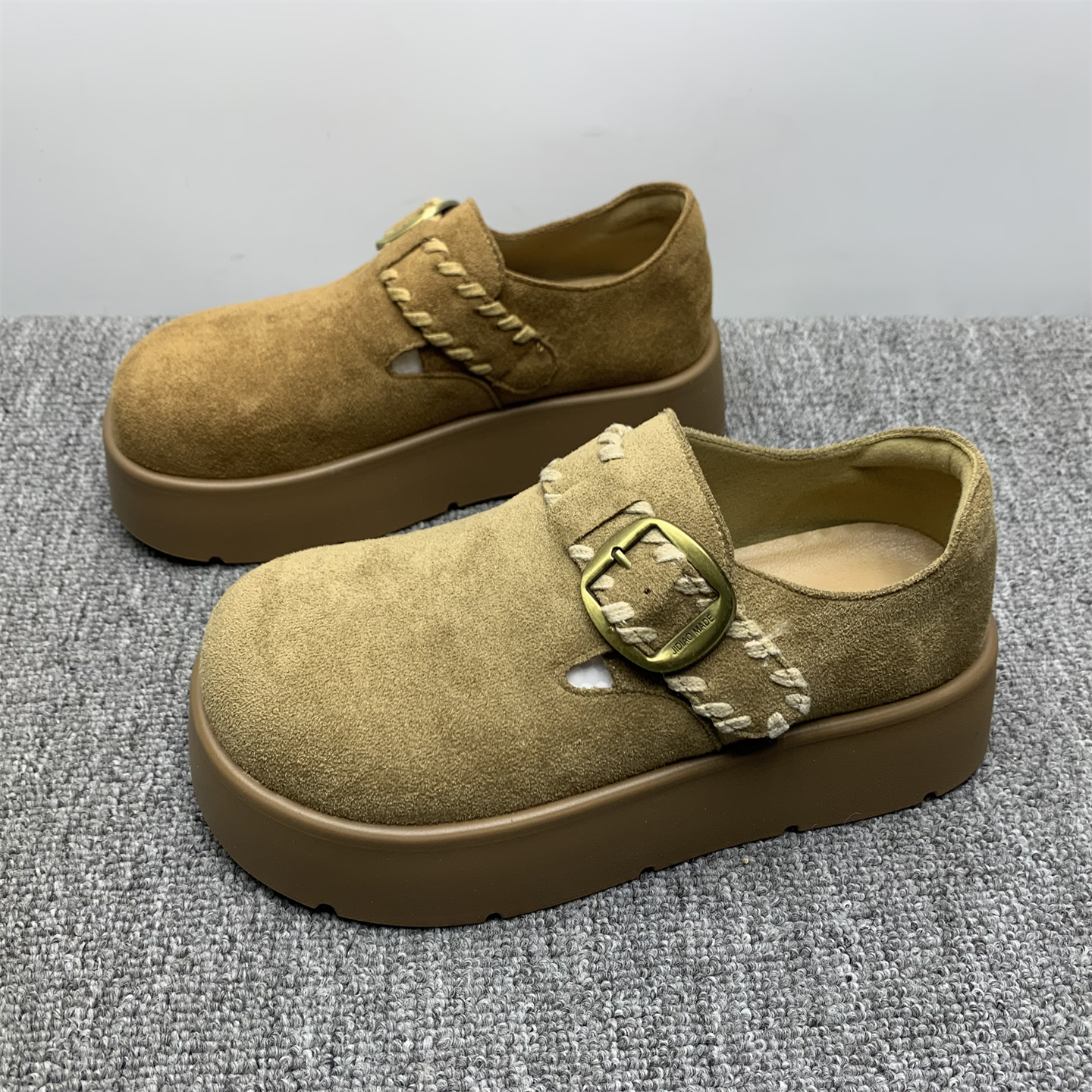 撤柜处理厚底绒面博肯鞋女2025新款一脚瞪复古休闲全包博肯女单鞋