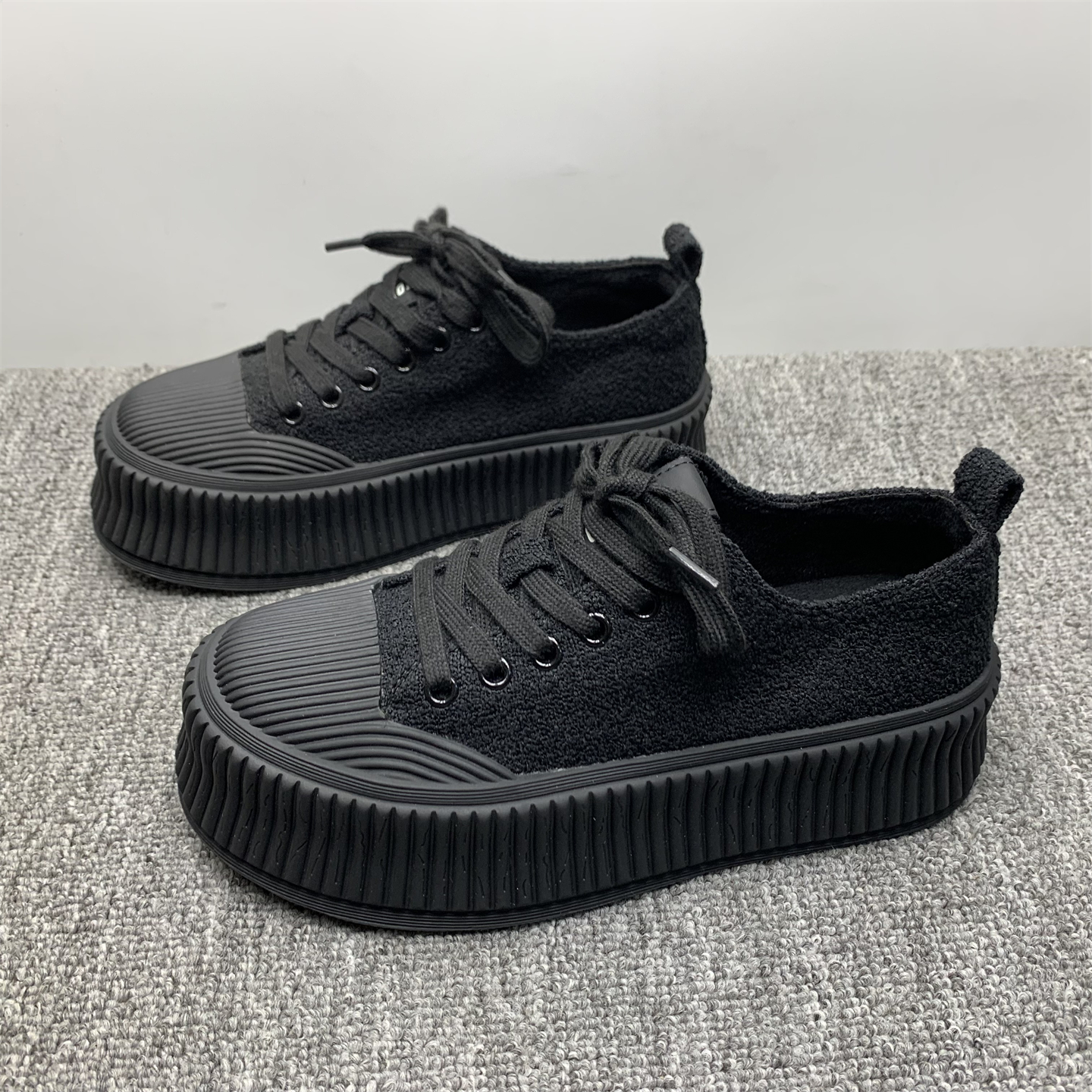 断码处理3536码厚底加绒棉鞋女2025冬季新款复古休闲潮流帆布板鞋