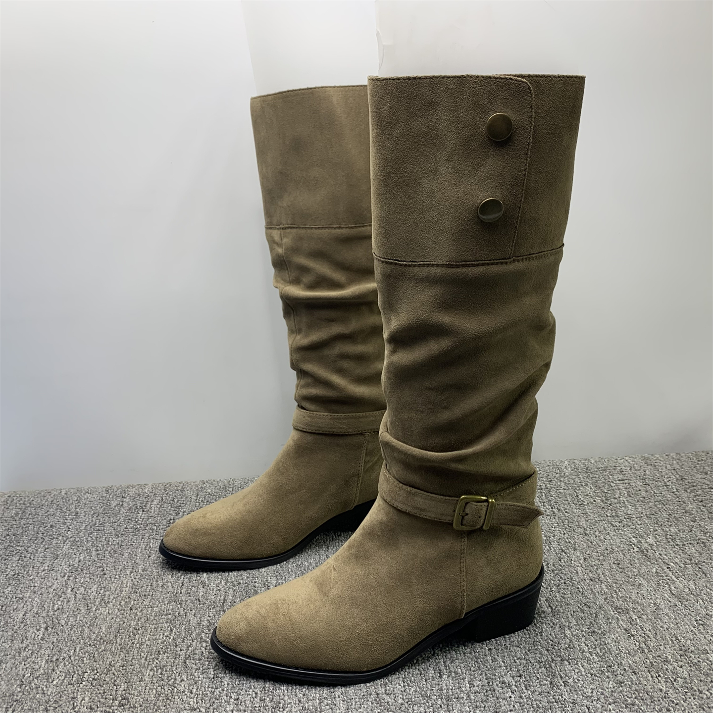品牌撤柜断码处理尖头不过膝长筒靴女2025秋冬加绒西部牛仔骑士靴