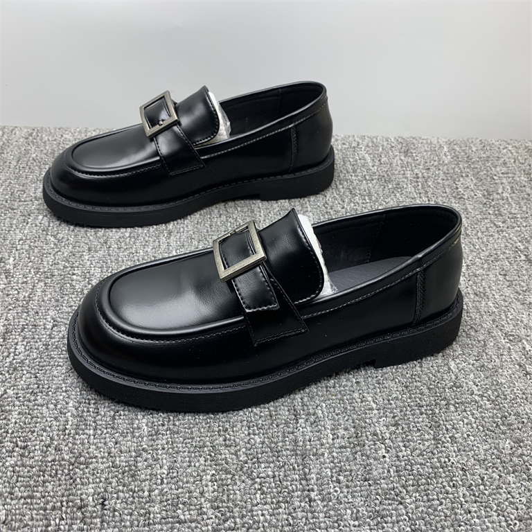 断码处理英伦风黑色小皮鞋2025新款真皮平底一脚瞪复古休闲乐福鞋