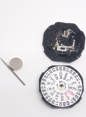 手表配件 石英电子机芯 PC33双历 石英机 全新原装 三点位