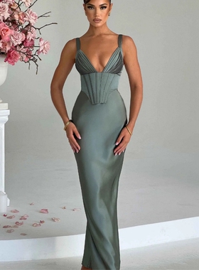 Chic Boneless Strapless Dress Mermaid Dress V领缎面修身裙