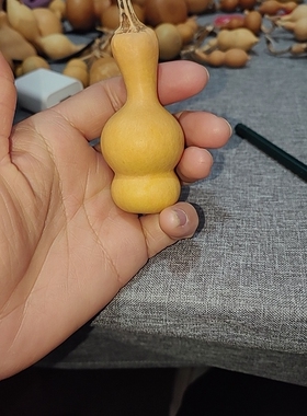 到福钱袋葫芦，高7.7，实物拍摄，看好再拍不退不换随时联系客服