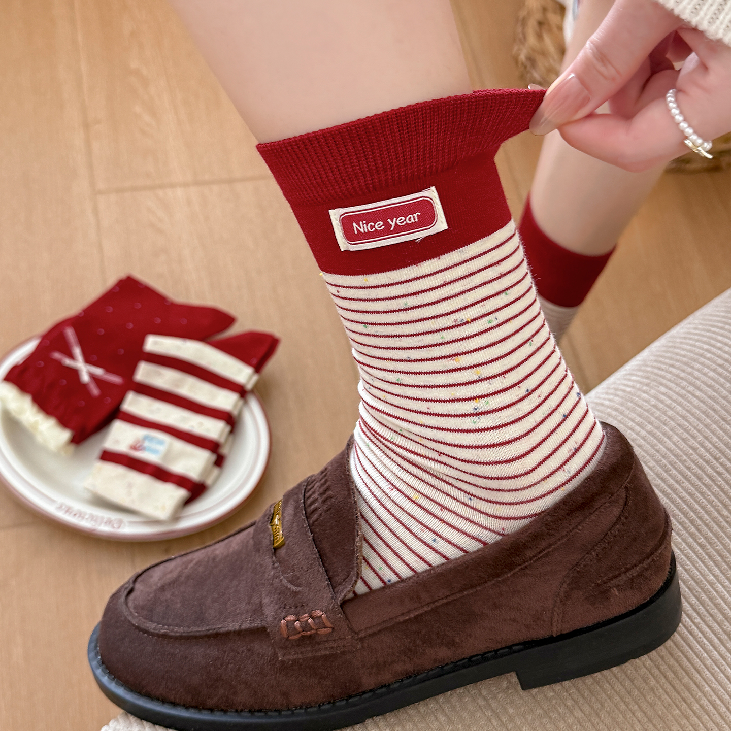 袜子女条纹中筒袜春秋纯棉无骨袜2026新款马年本命年结婚圣诞红袜