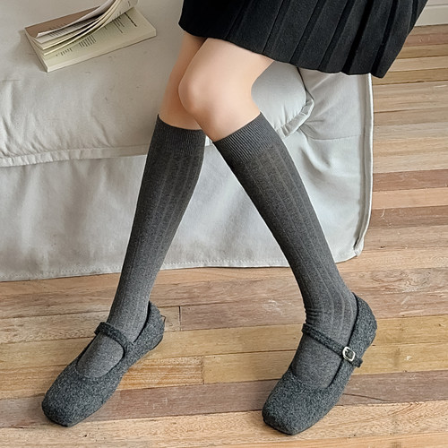 miu系走秀款竖条纹小腿袜