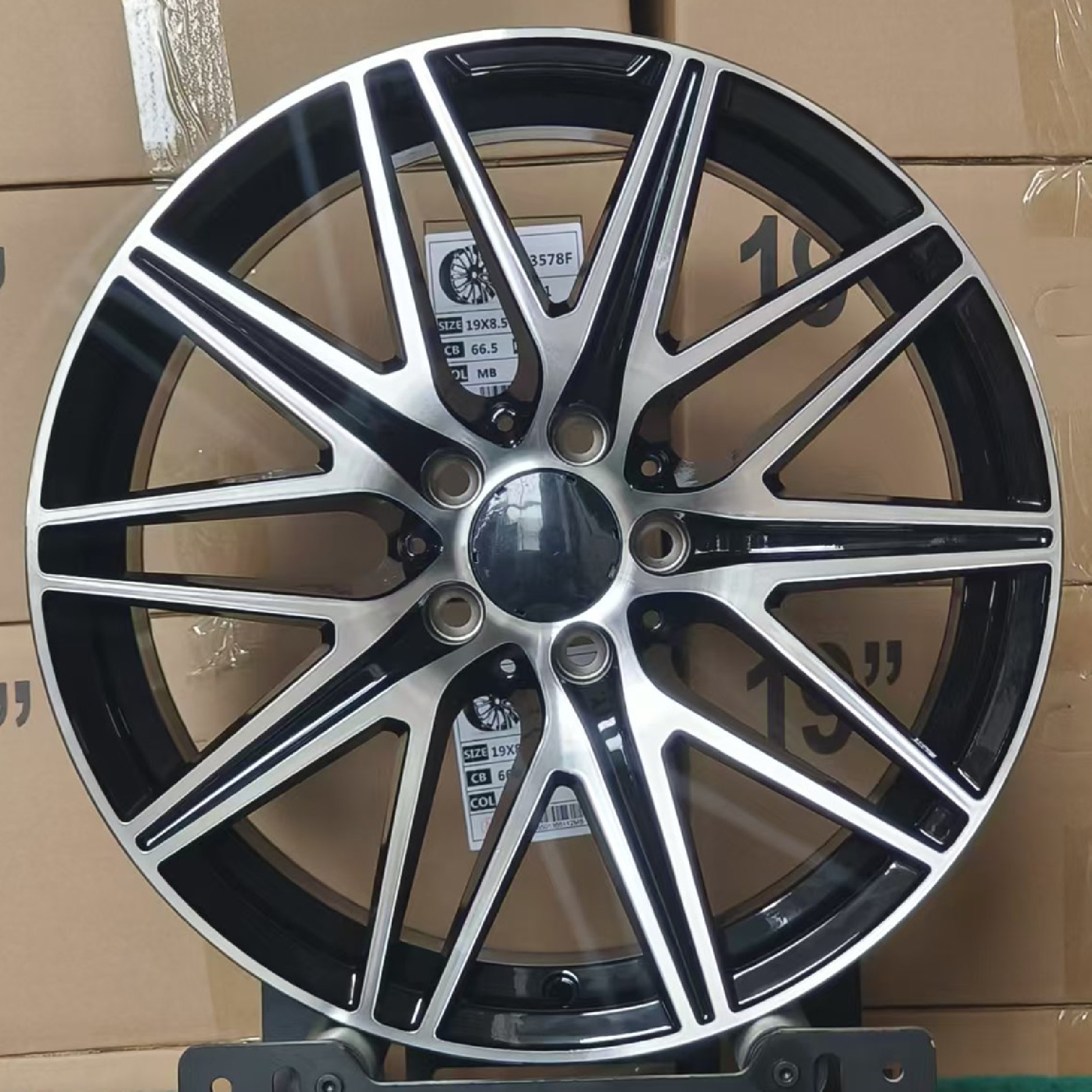 适用于奔驰E300E350旋压轮毂