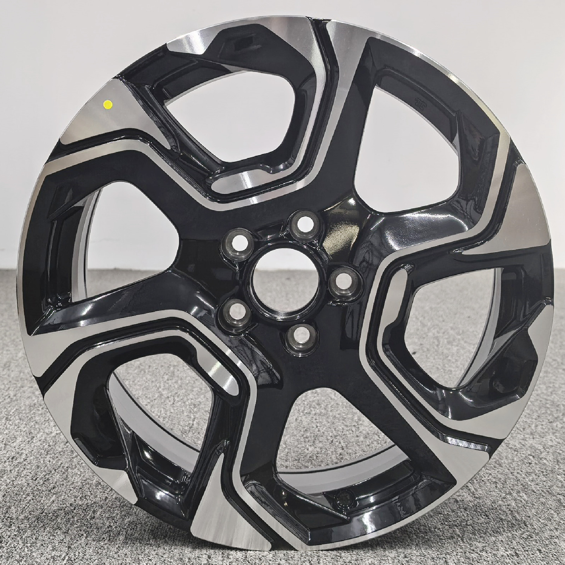 18寸适用于CRV轮毂 XR-V HR-V UR-V 杰德 缤智 歌诗图轮毂TL6001
