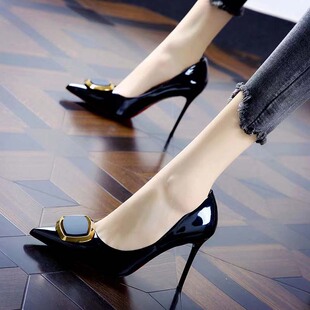 网红漆皮性感方扣尖头细跟单鞋 欧美设计感小众高跟鞋 女2024年新款