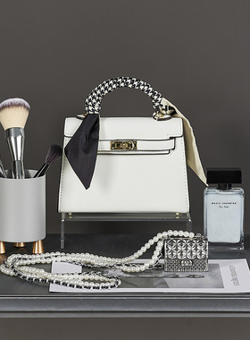 沐木包包现代简约样板间梳妆台化妆刷软装展厅衣帽间摆件香水包