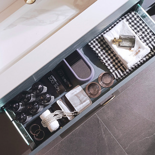 云野美术陈列浴室柜内部抽屉装饰功能体现道具装饰摆件软装