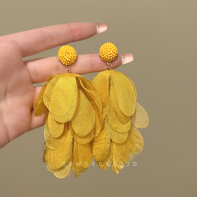 波西米亚黄色花瓣耳环