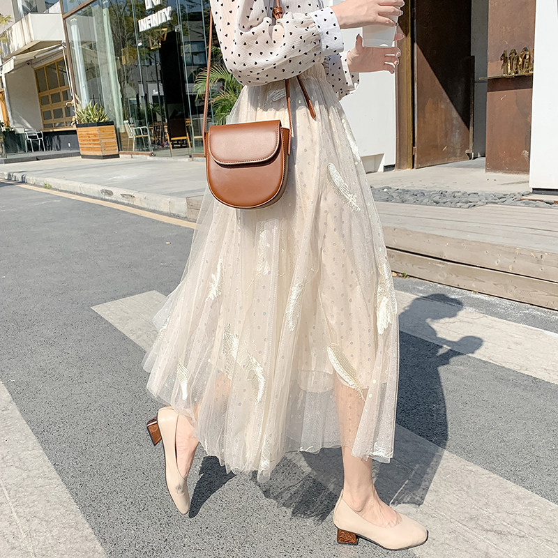 春夏季羽毛刺绣重工网纱半身裙女中长款纱裙高腰a字蓬蓬裙仙女裙