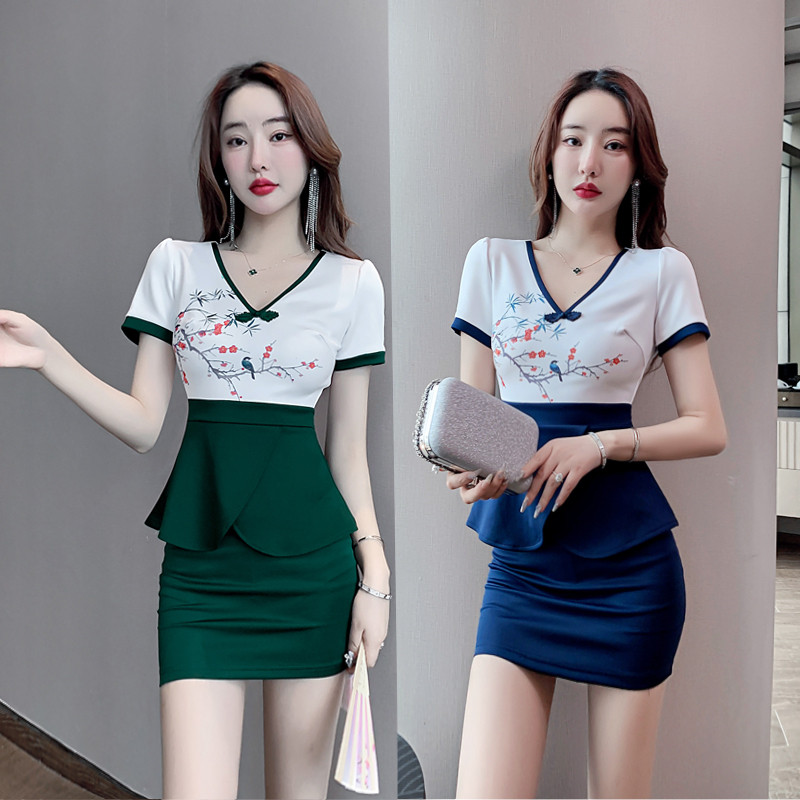 气质中式采耳套装技师工作服女