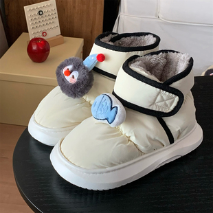 舒适防滑加绒冬学生百搭棉鞋 男女拼色雪地靴 可爱企鹅小鱼2026新款
