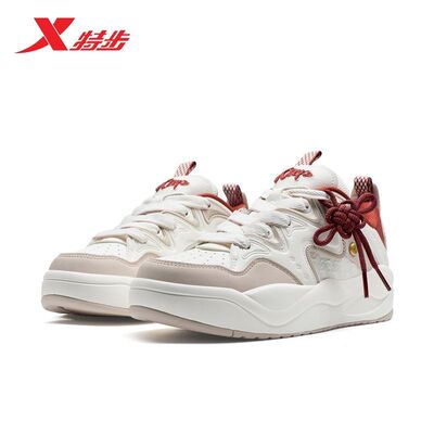 特步女鞋板鞋休闲百搭轻便运动鞋