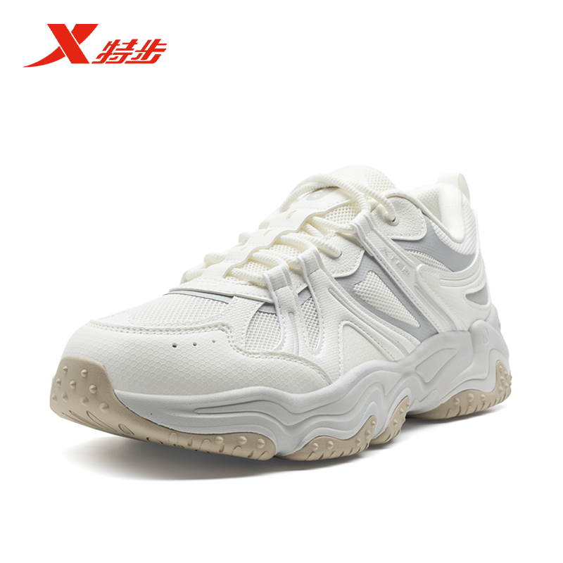 特步火山V2休闲鞋男2025秋季