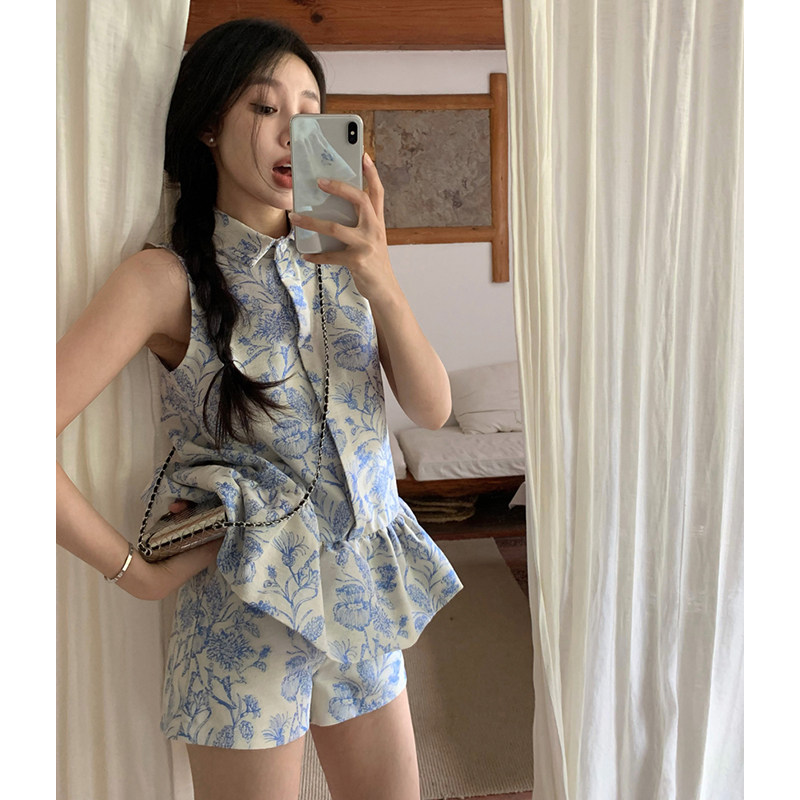 FRENCH POLO COLLAR BLUE AND WHITE PORCELAIN SLEEVELESS TRIM TOP 2023 SUMMER RETRO HIGH WAIST TEMPERAMENT SHORTS TWO-PIECE SET WOMEN