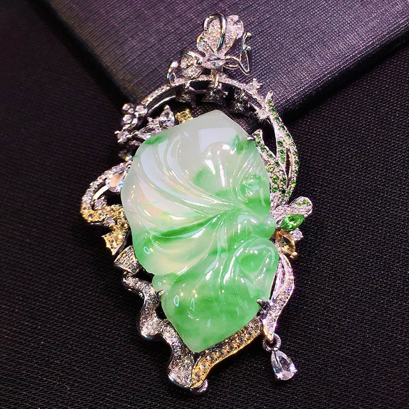 翠秦之皇冰种飘花蝴蝶仙子吊坠 18k金镶嵌天然缅甸翡翠冰透水润