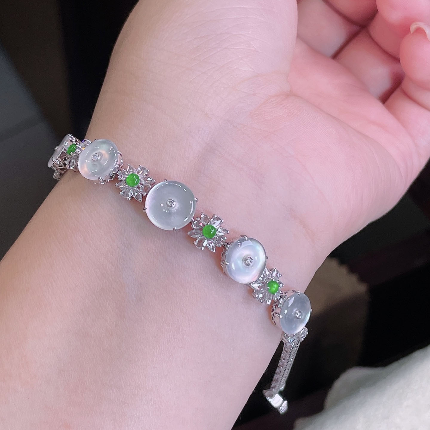 翠秦之皇冰白冰平安扣手链 18k金钻石镶嵌天然A货翡翠饱满莹润