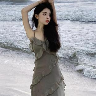 沙滩裙海边度假三亚仙女裙子超仙森系荷叶边收腰吊带连衣裙女夏季