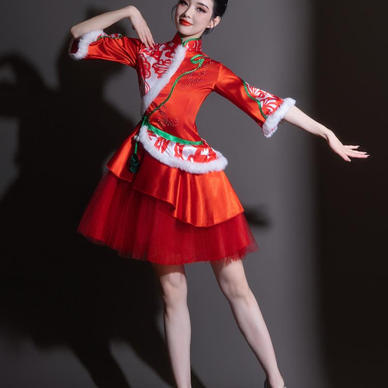 韩式腰鼓队舞蹈套装短裙新款2024女打鼓广场红灯笼表演喜庆秧歌演