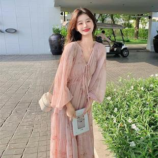 连衣裙女早春2025新款 粉色碎花长袖 气质超仙高级感海边度假沙滩裙