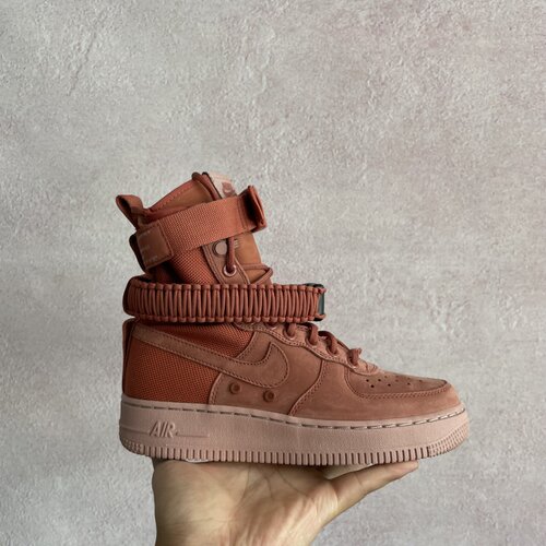 耐克NikeSFAIRORCE1女