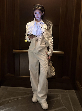 PickRui 睿哥 白巧可可 白色暗纹弯刀牛仔长裤女春季新款休闲裤子