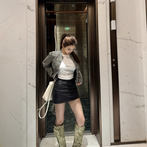 PickRui睿哥 拽姐来袭简约PU包臀裙皮裙女新款美式辣妹半身裙短裙