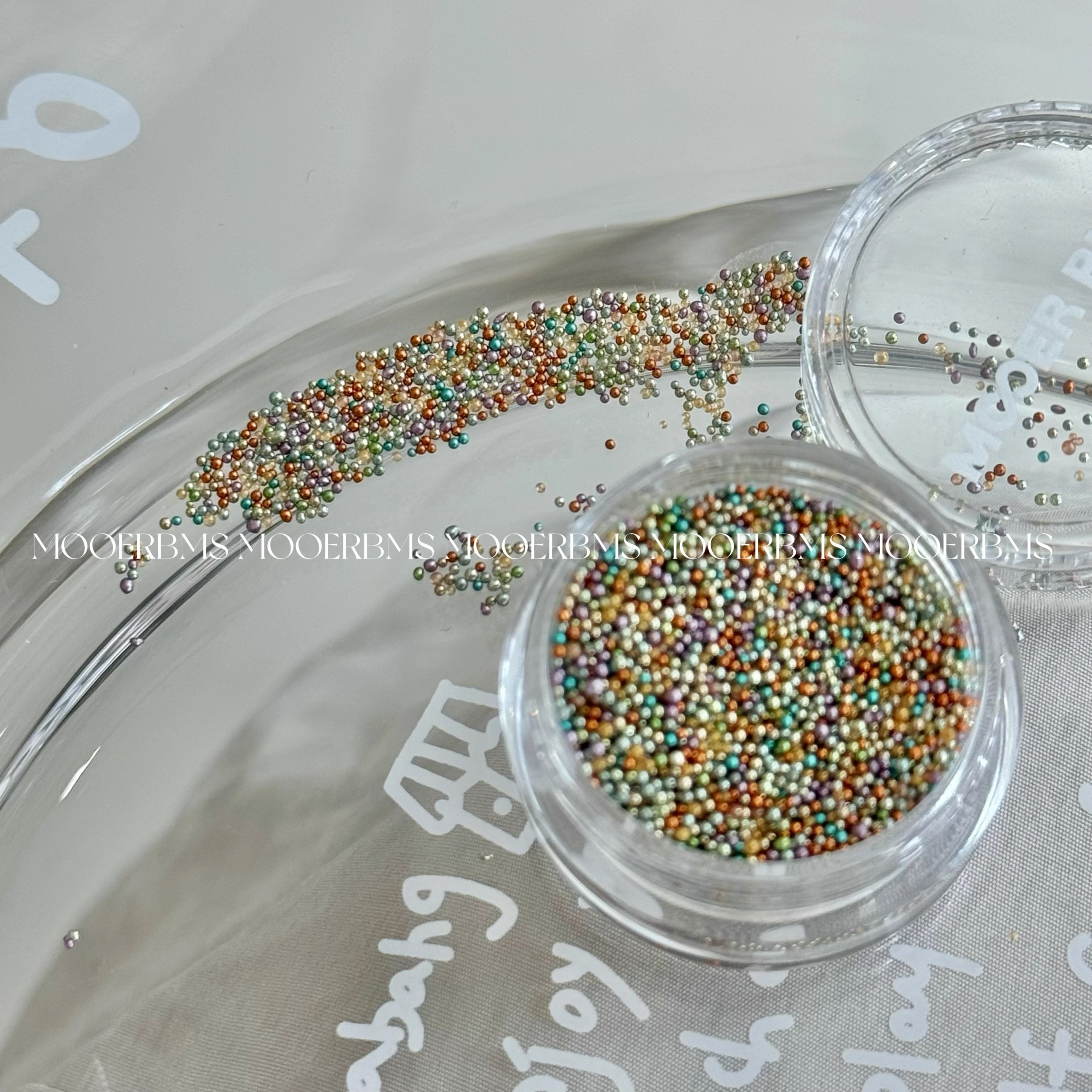 MOOERBMS 春日氛围色混装鱼子酱盒超细钢珠彩色美甲素材材料饰品