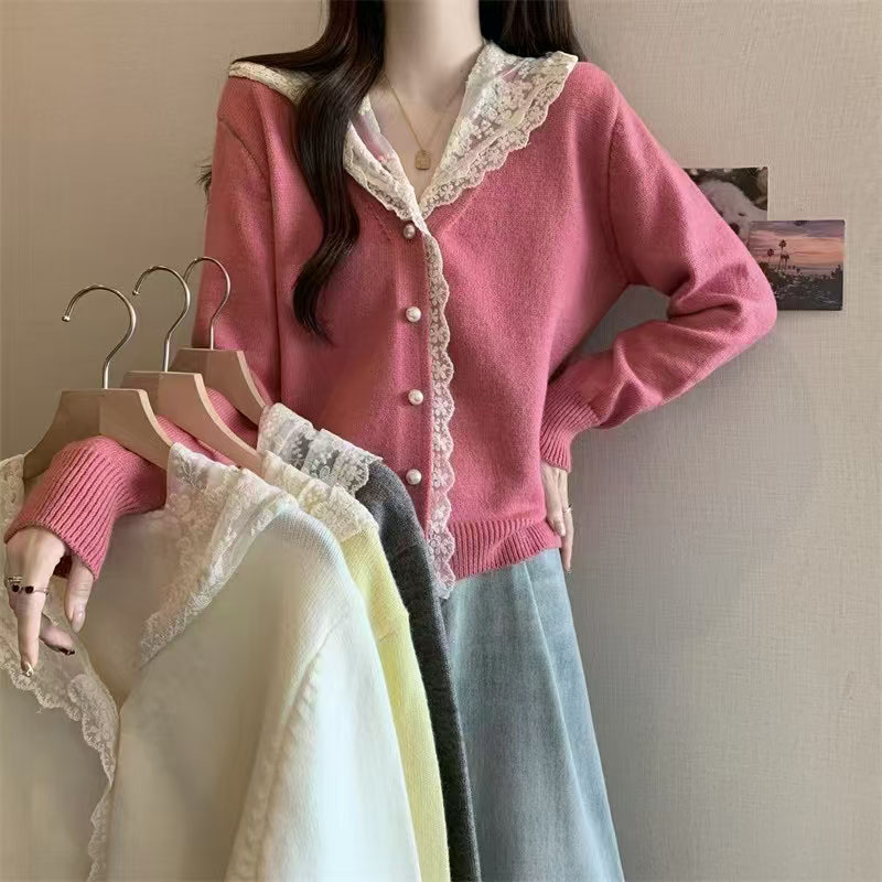 亿雪绒法式蕾丝拼连续帽针织开衫