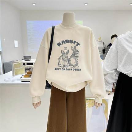 秋冬款可爱兔子印花学生卫衣女情侣装圆领休闲长袖套头加绒款上衣