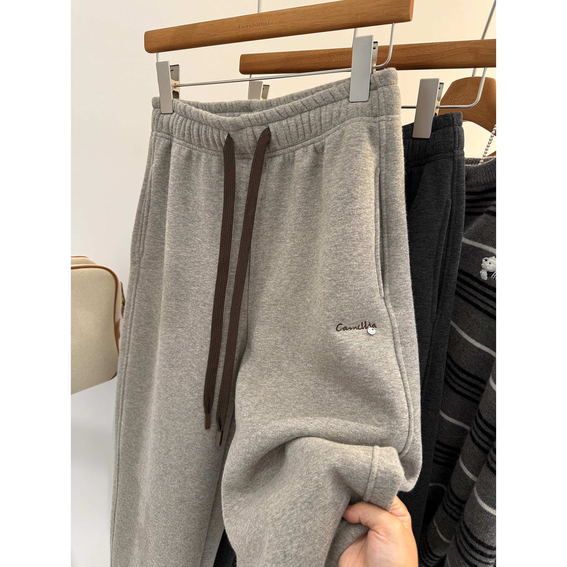 刺绣秋冬新款韩系时尚加绒加厚保暖显瘦裤子女松紧腰宽松休闲卫裤,女装/女士精品,卫裤,淘宝优惠券,粉丝福利购,淘宝优惠卷