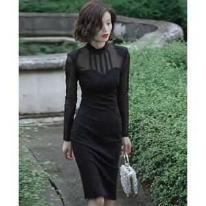 网纱小黑裙女夏法式赫本风高级感修身包臀气质连衣裙