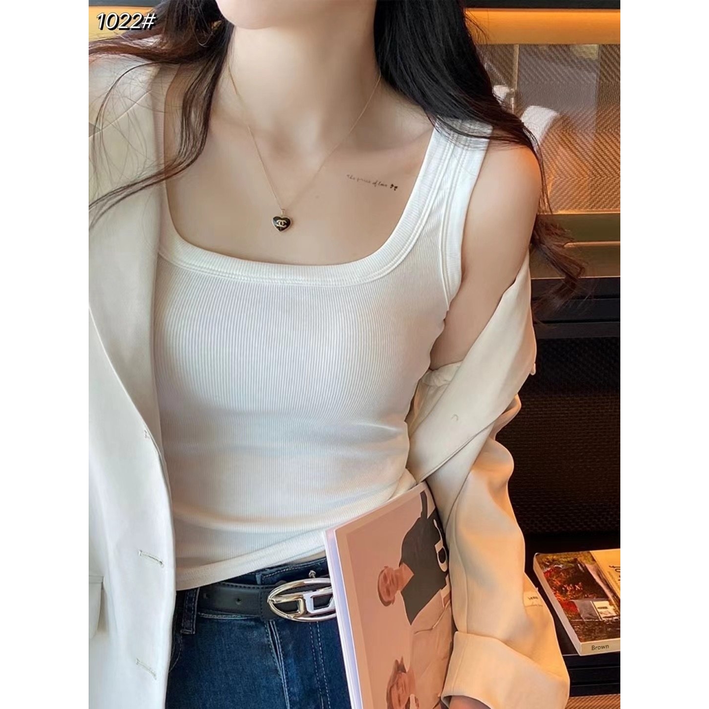 进口2025春夏新款内搭无袖大U领打底衫女外穿通勤风双面穿遮副乳