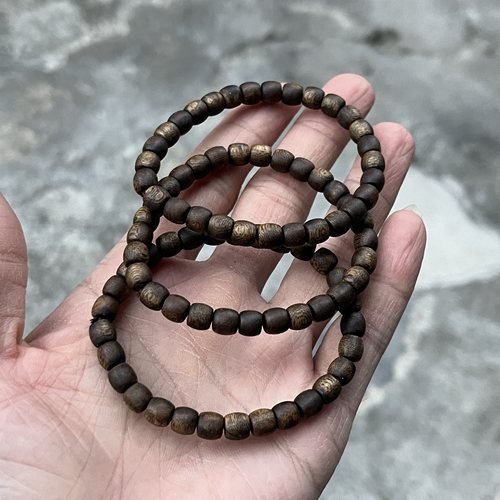 九分沉莺歌绿奇楠老料佛珠手串