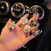 车载香水汽车空调出风口香薰持久淡香高档大气女神款 车内用品摆件