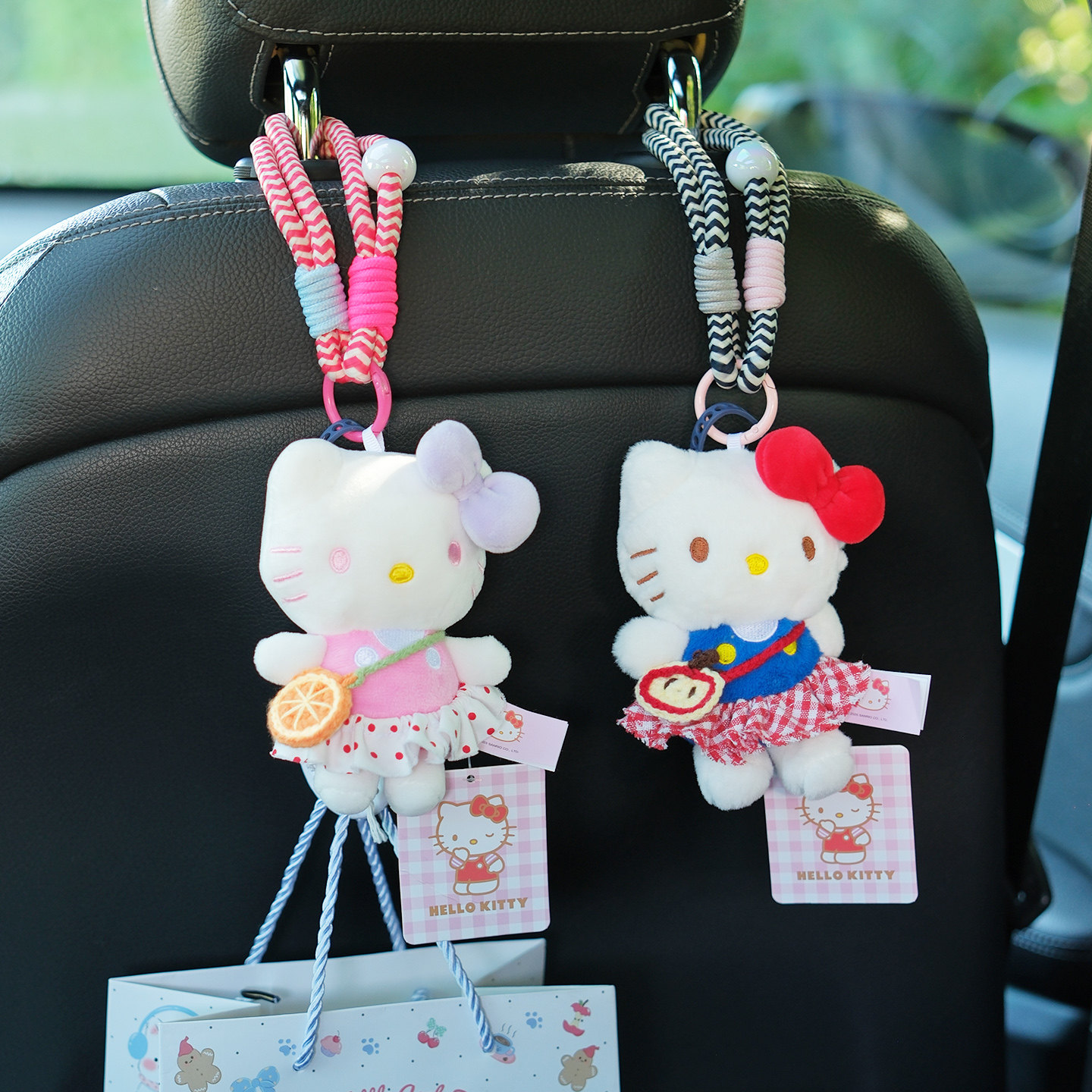 正版hellokitty凯蒂猫车载挂汽车后排座椅车内包包小物件储物挂钩
