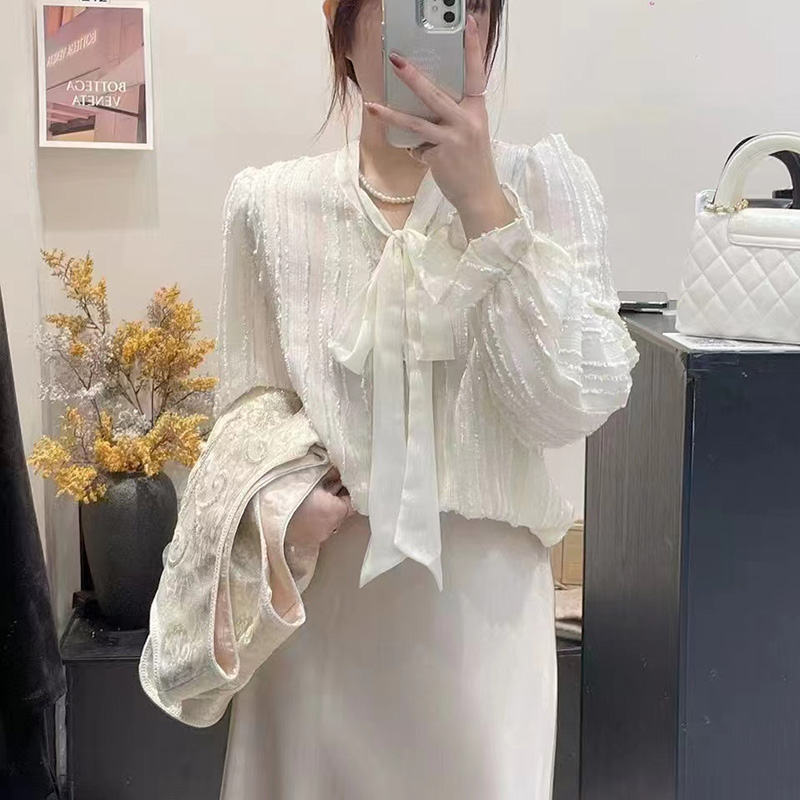 蝴蝶结雪纺衬衫女2025秋新款法式内搭长袖小香风上衣喇叭袖打底衫