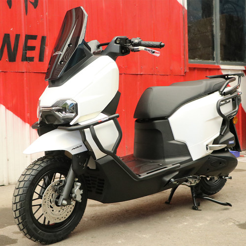 适用本田HRD125保险杠防摔护杠排气防摔棒WH125T-15改装侧保护架