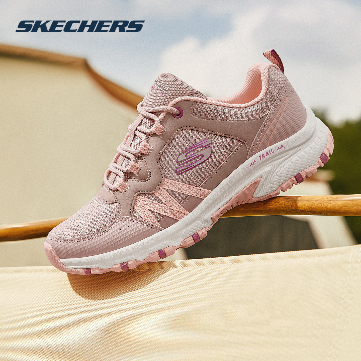 斯凯奇女鞋粉色徒步鞋春季新款户外休闲鞋耐磨登山鞋子女款运动鞋