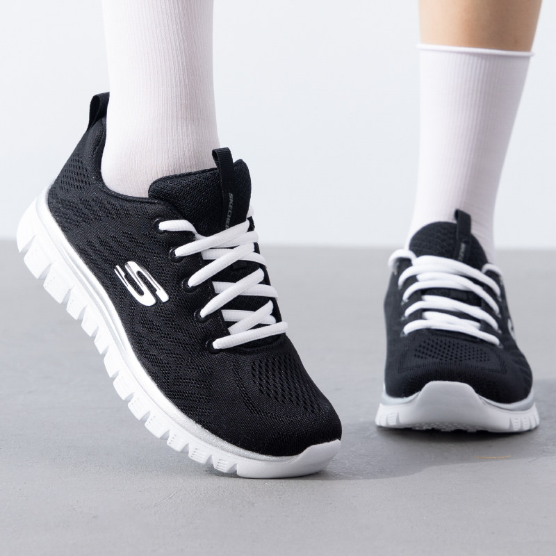 斯凯奇女鞋软底防滑网面跑步鞋中老年运动休闲鞋透气健步鞋