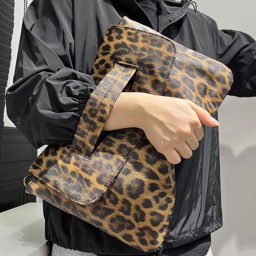 欧美高级感女士包袋横款手拿包出门逛街放手机平板豹纹单肩斜挎包