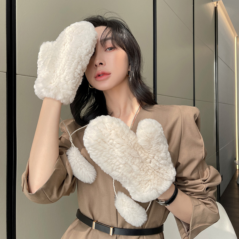 可爱獭兔毛挂脖连指保暖皮草手套女士冬天加厚真毛手套大姐姐同款
