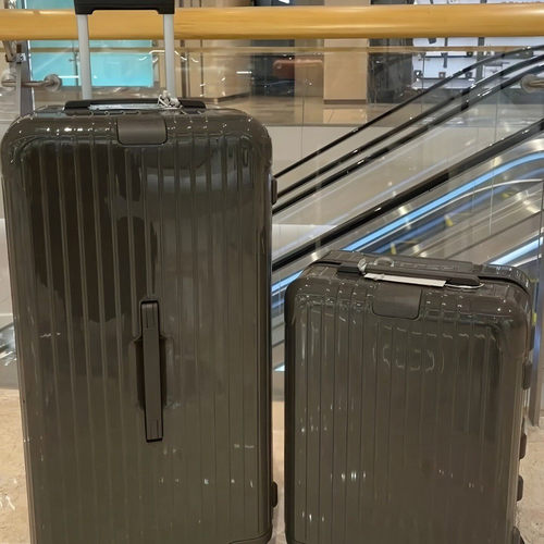 日默Essential拉链PC行李箱糖果色20寸登机拉杆旅行箱密码箱子
